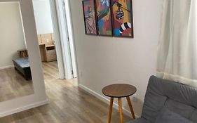 Apartamento Inteiro Novo - 2 Quartos - REGIÃO CENTRAL FOZ